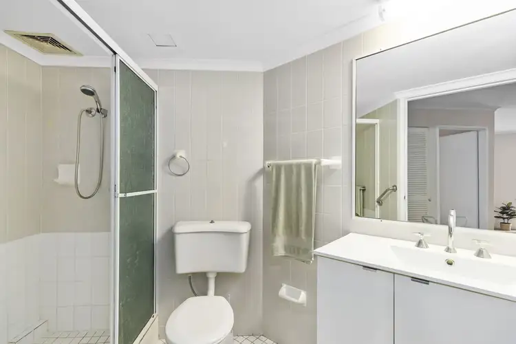 Fifth view of Homely unit listing, 15/15 Lorraine Avenue, Berkeley Vale NSW 2261