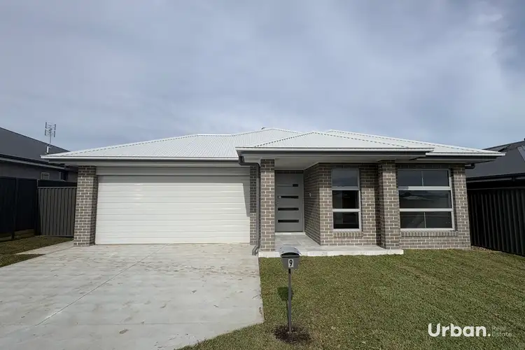9 Leyland Circuit, Lochinvar NSW 2321