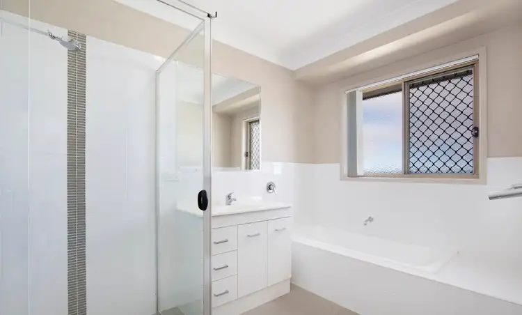 Fourth view of Homely house listing, 6 Grandview Crescent, Armidale NSW 2350