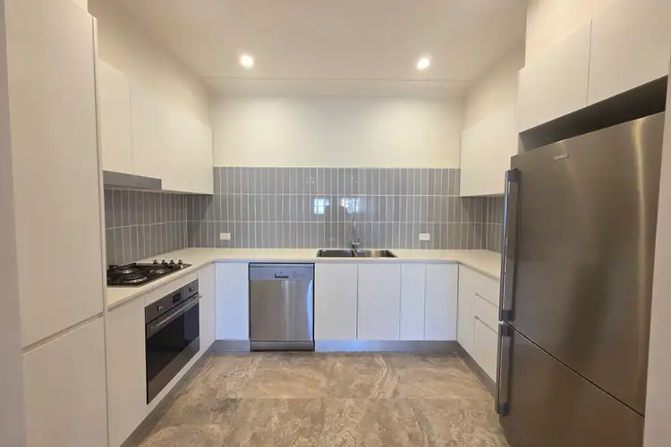 Main view of Homely unit listing, 1/130 Military Road, Guildford NSW 2161