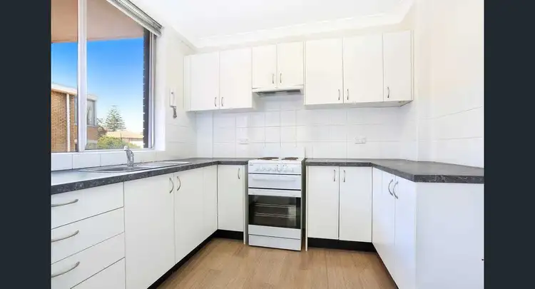 Fourth view of Homely apartment listing, 6/37-39 Carr Street, Coogee NSW 2034