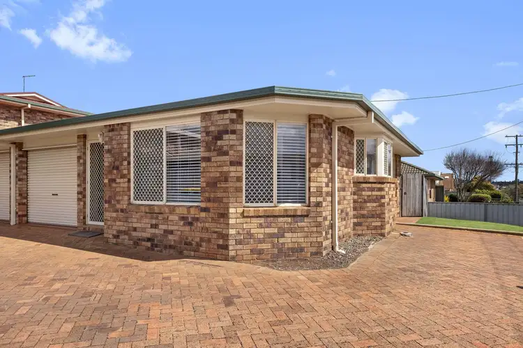 1/240 Spring Street, Kearneys Spring QLD 4350