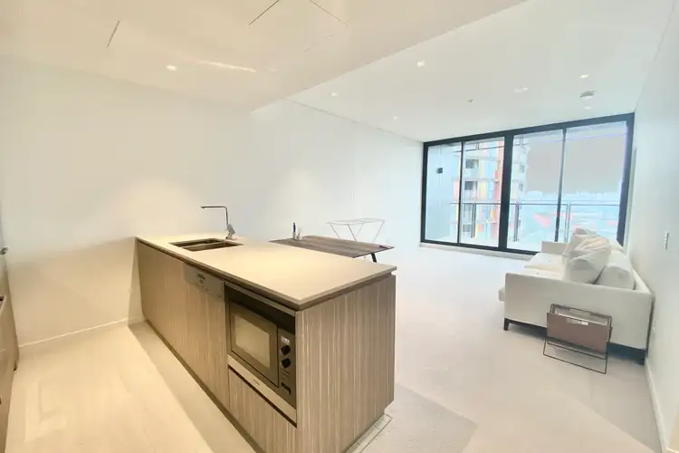 Fourth view of Homely apartment listing, 1805/301 Botany Road, Zetland NSW 2017
