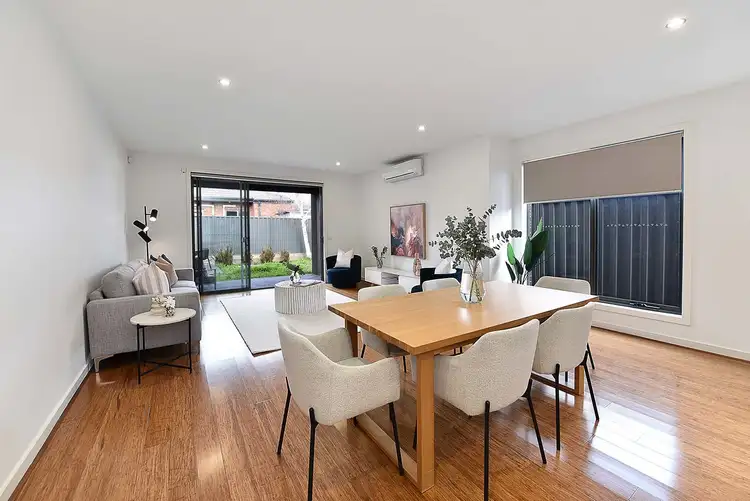 Main view of Homely townhouse listing, 2/39 Arundel Avenue, Reservoir VIC 3073