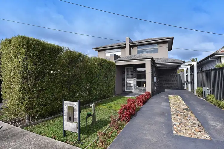 Second view of Homely townhouse listing, 2/39 Arundel Avenue, Reservoir VIC 3073