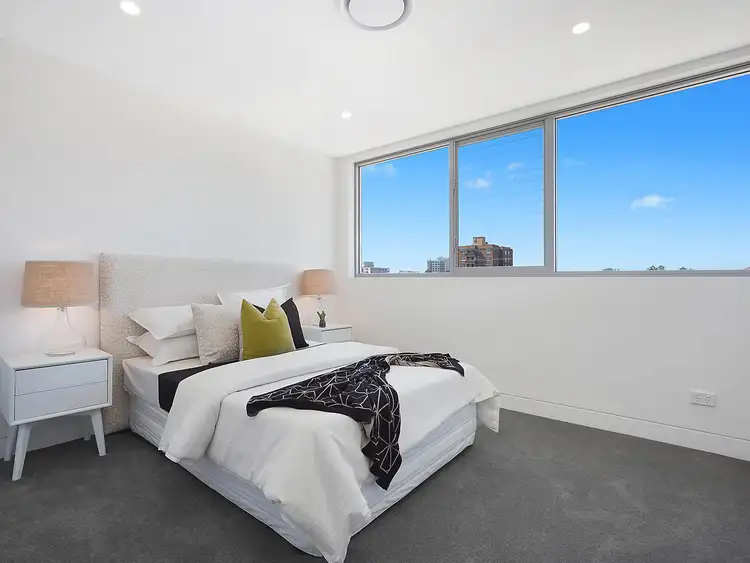 Third view of Homely unit listing, 202/6 Waratah Street, Cronulla NSW 2230