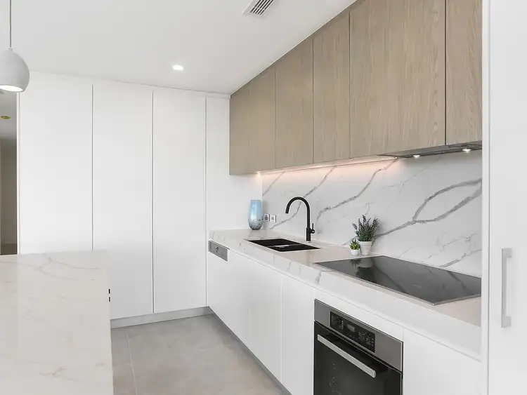 Fifth view of Homely unit listing, 202/6 Waratah Street, Cronulla NSW 2230
