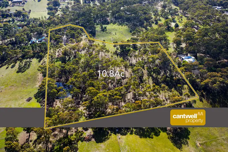 4 Robertson Avenue, Castlemaine VIC 3450