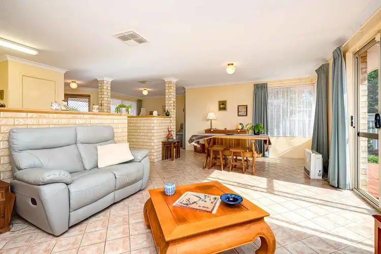 Fifth view of Homely house listing, 8 Hertford Elbow, College Grove WA 6230