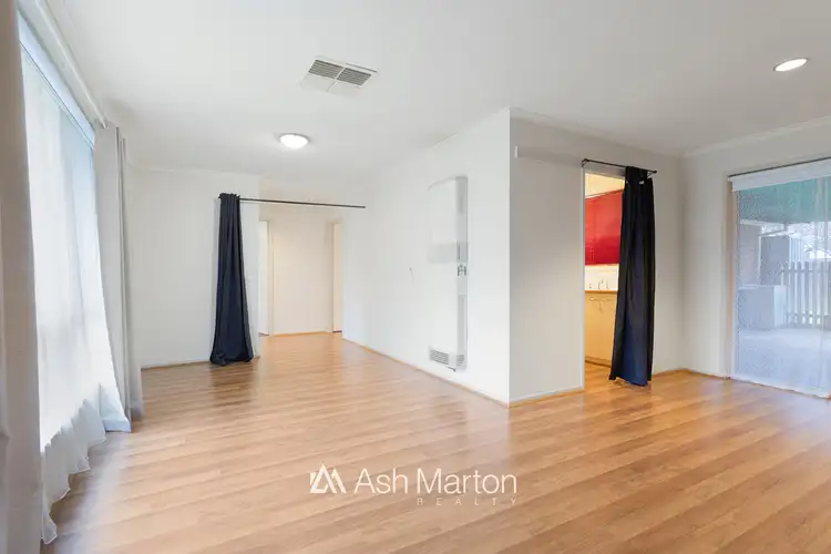 Second view of Homely house listing, 8 St Agnes Court, Carrum Downs VIC 3201