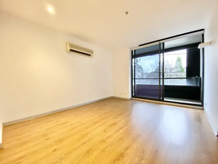 207D/604 Swanston Street, Carlton VIC 3053