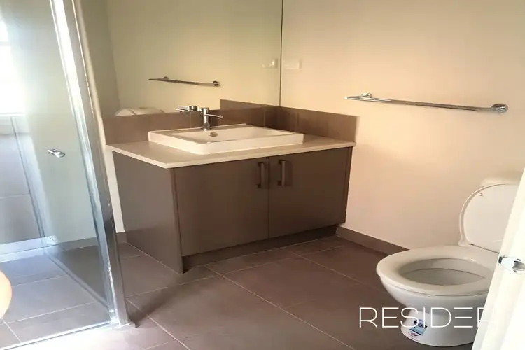 Fifth view of Homely house listing, 21 Bluebell Drive, Craigieburn VIC 3064