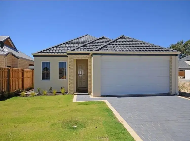 5 Churchill Green, Canning Vale WA 6155