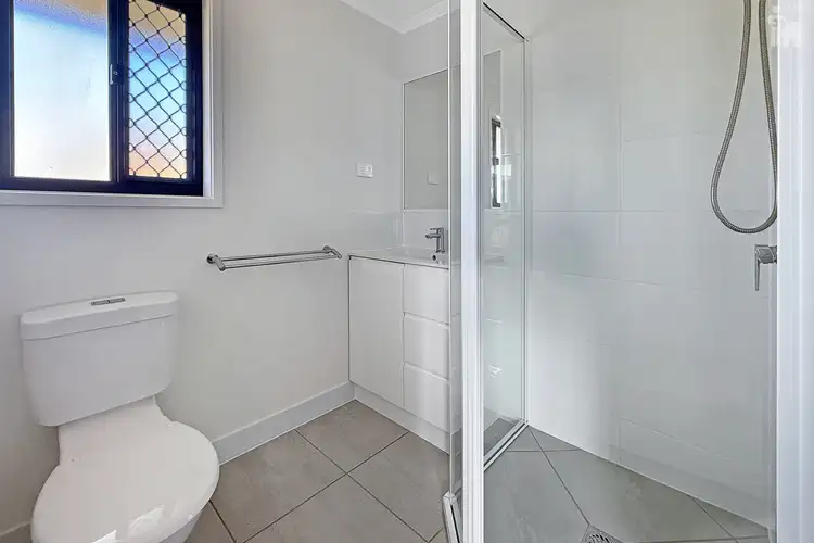 Fifth view of Homely house listing, 2 Camelia Circuit, Wondunna QLD 4655