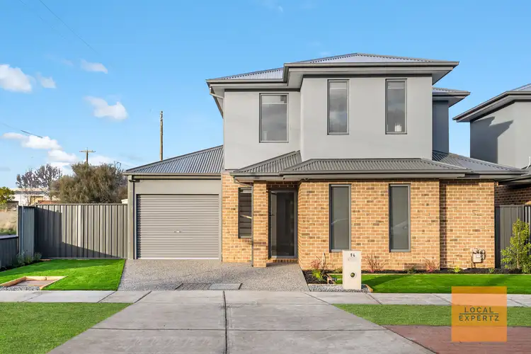 94 Lakewood Boulevard, Melton VIC 3337