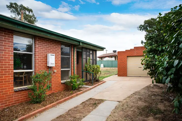 28 Truscott Avenue, California Gully VIC 3556
