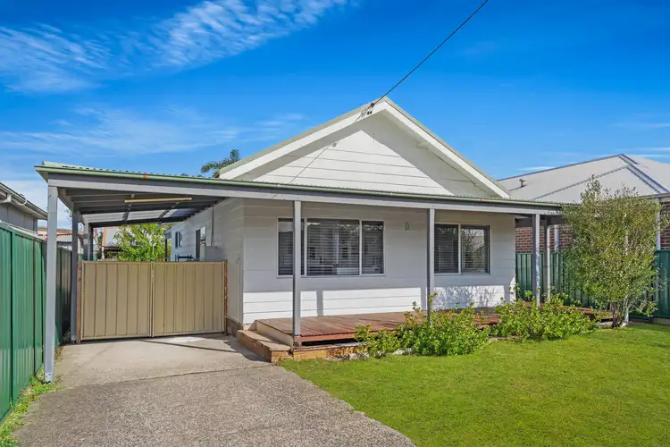 26 Oxford Street, Umina Beach NSW 2257