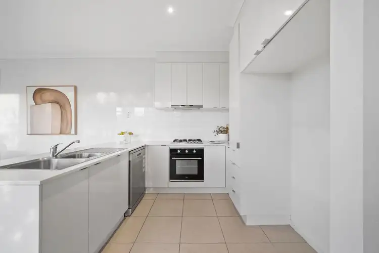 Fourth view of Homely townhouse listing, 1/10 Tekapo Crescent, Taylors Lakes VIC 3038