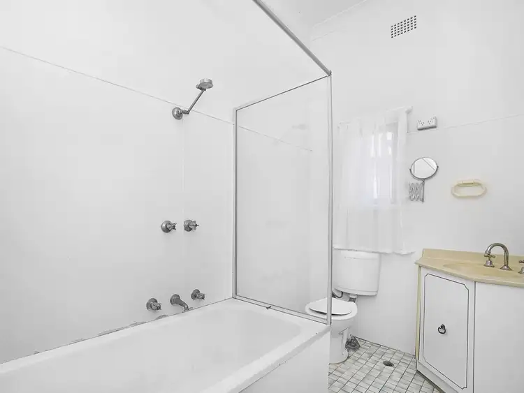 Fifth view of Homely unit listing, 1/35 Surrey Street, Epping NSW 2121