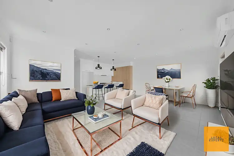 Fifth view of Homely house listing, 2/9 Cooloongup Crescent, Harkness VIC 3337