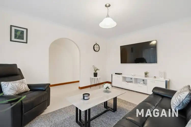 Sixth view of Homely house listing, 1 Laima Court, Hackham SA 5163