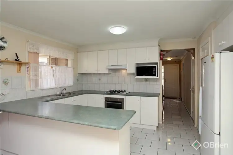 Second view of Homely house listing, 2 Jamieson Court, Werribee VIC 3030
