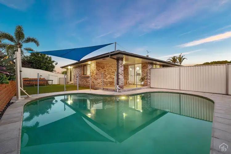 18 Shamrock Avenue, Banora Point NSW 2486