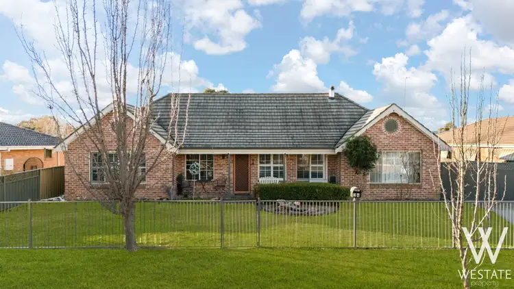 24 Cottonwood Drive, Eglinton NSW 2795