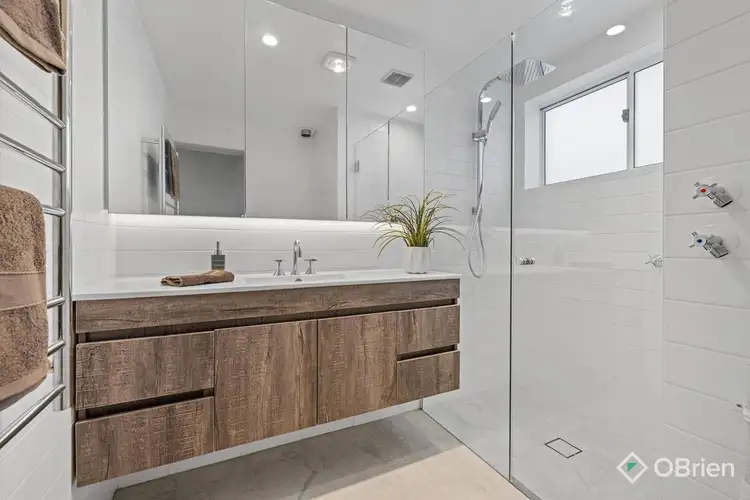 Sixth view of Homely apartment listing, 1/7 Bent Street, Bentleigh VIC 3204