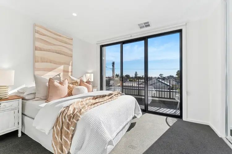 14 Bridgman Road, Findon SA 5023