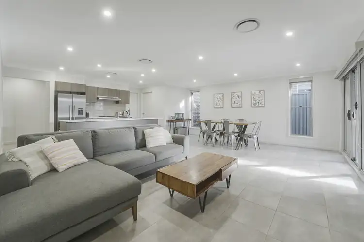 51 Flagship Ridge, Jordan Springs NSW 2747