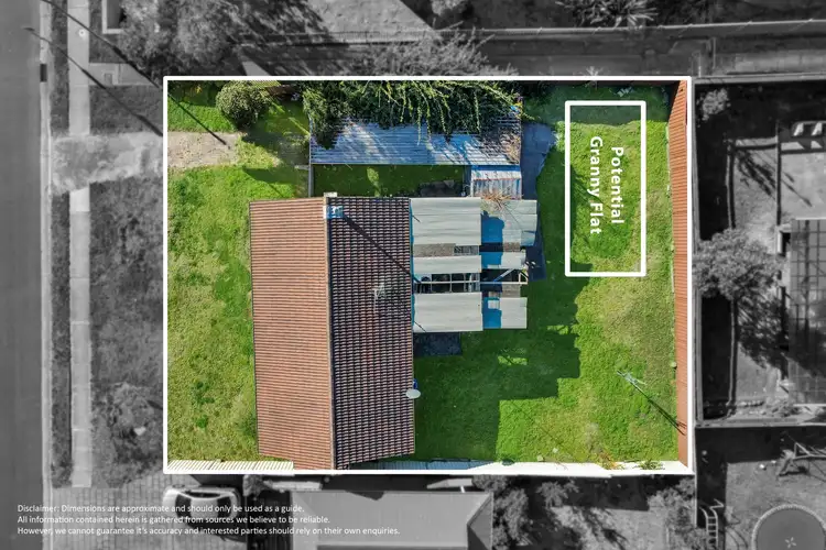 43 Karrabul Road, St Helens Park NSW 2560