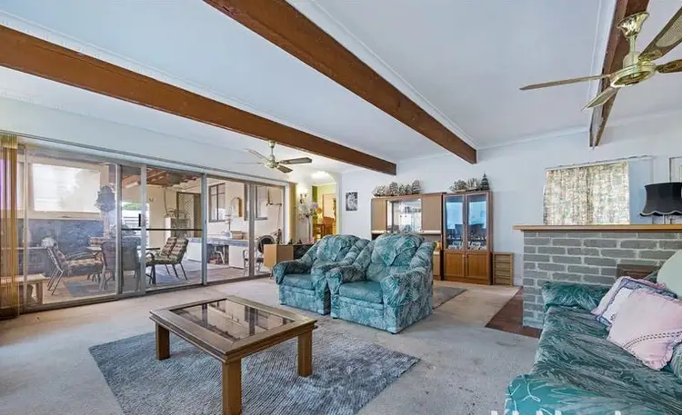 Second view of Homely house listing, 9 Maple Court, Doveton VIC 3177