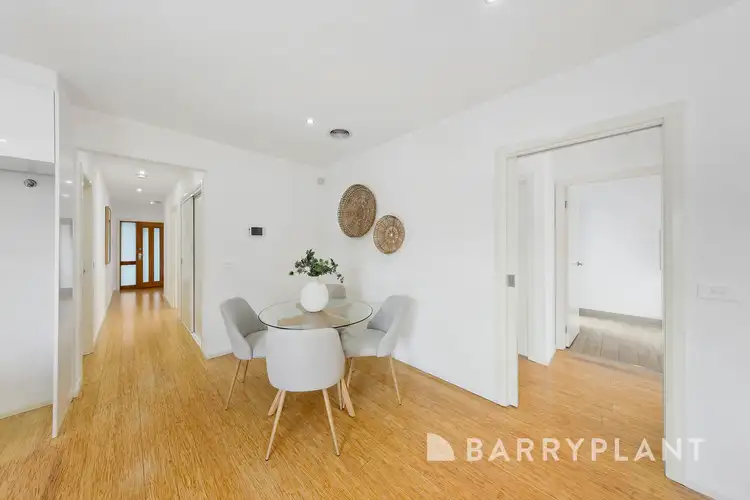 Fifth view of Homely house listing, 18 Isabella Court, Albanvale VIC 3021