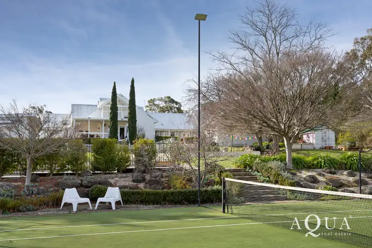 286 Canadian Bay Road, Mount Eliza VIC 3930