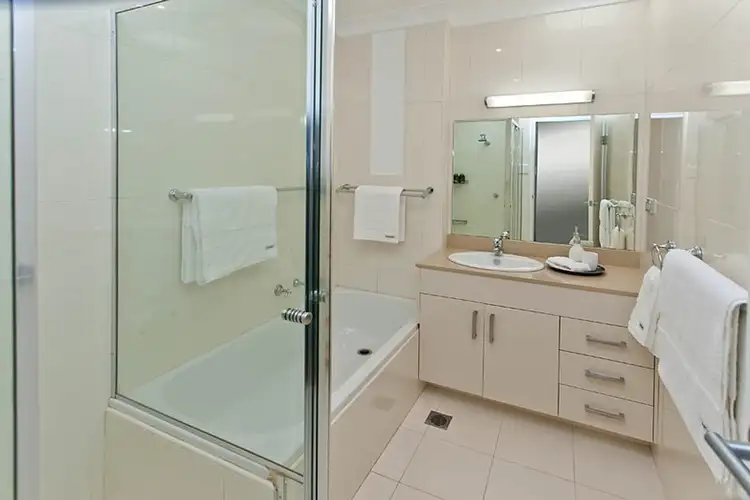 Fourth view of Homely apartment listing, 11/7 Highview Avenue, Neutral Bay NSW 2089
