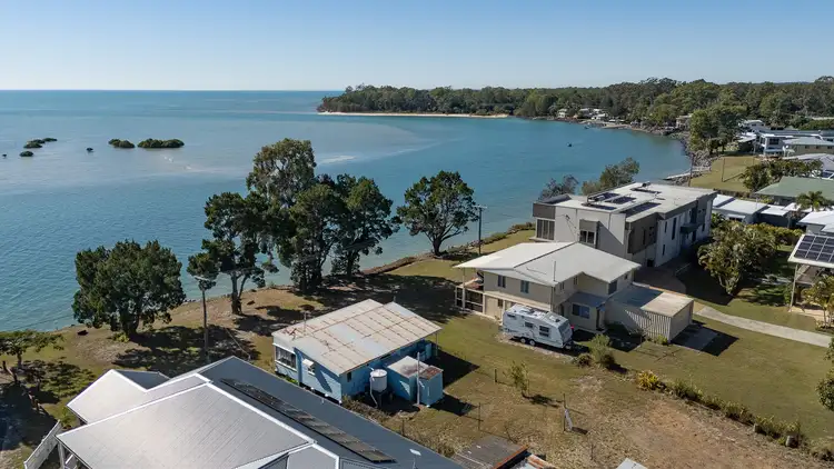 6 Moreton Street, Toogoom QLD 4655