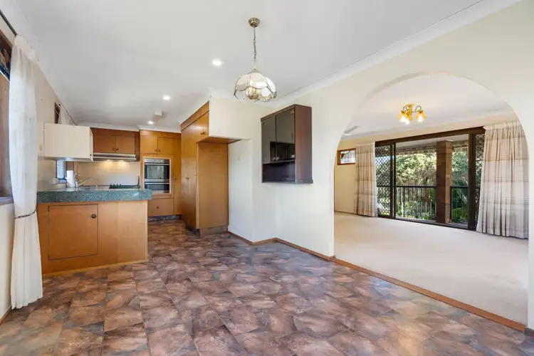 Sixth view of Homely house listing, 18 Warrawee Avenue, Ashmore QLD 4214