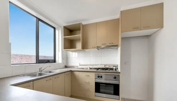 13/229 Dandenong Road, Windsor VIC 3181