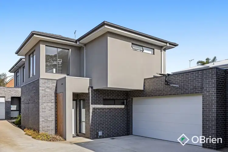 Main view of Homely townhouse listing, 2/6 Lorraine Street, Frankston VIC 3199