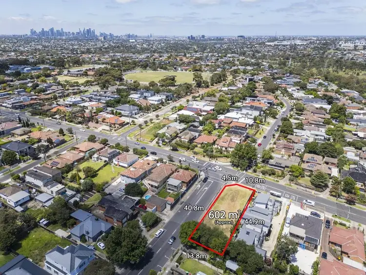 384 Buckley Street, Essendon West VIC 3040