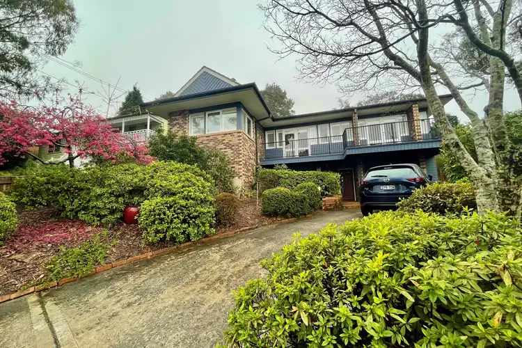 3 Geggie Street, Wentworth Falls NSW 2782