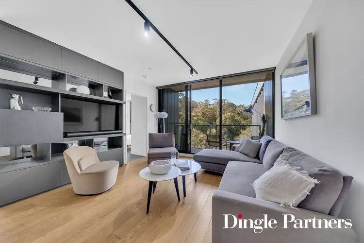 302/14 Trenerry Crescent, Abbotsford VIC 3067