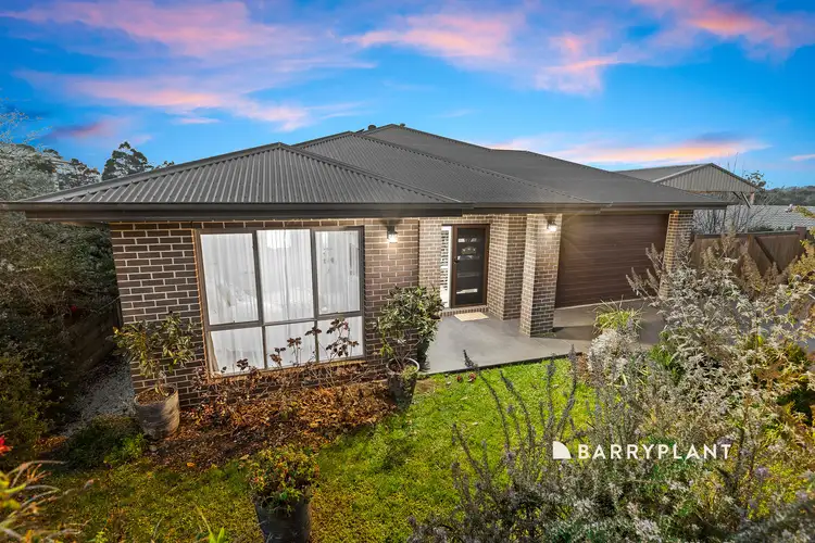 Second view of Homely house listing, 33 Wallace Crescent, Drouin VIC 3818