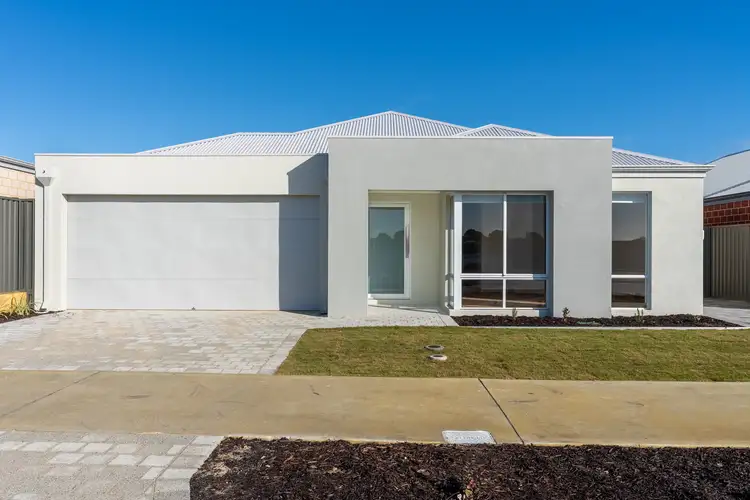 345 Lake Valley Drive, Lakelands WA 6180