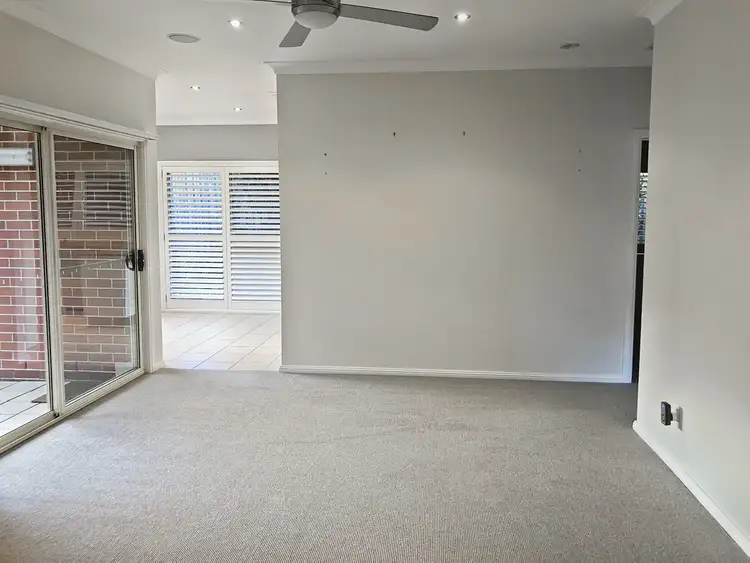 Fourth view of Homely villa listing, 4/5 Wallumatta Road, Caringbah NSW 2229