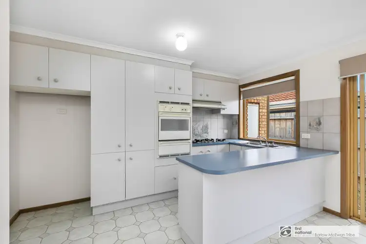 Fifth view of Homely unit listing, 2/35 Taegtow Way, Altona Meadows VIC 3028