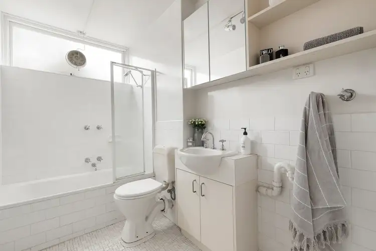 Sixth view of Homely apartment listing, 5/38 Kensington Road, South Yarra VIC 3141