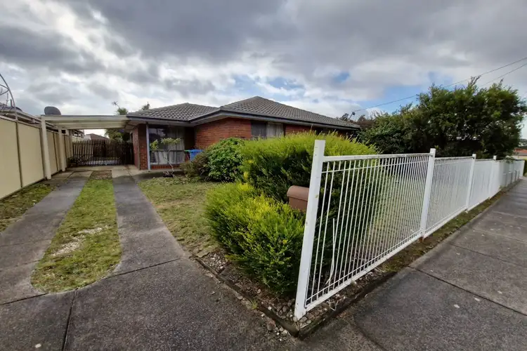 Main view of Homely house listing, 17 Edeys Run, Hampton Park VIC 3976