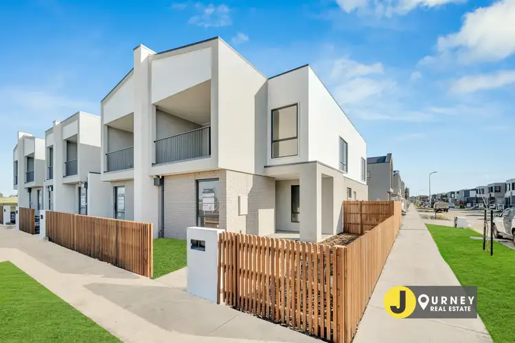 Main view of Homely townhouse listing, 6 Flaxgrove Walk, Clyde VIC 3978